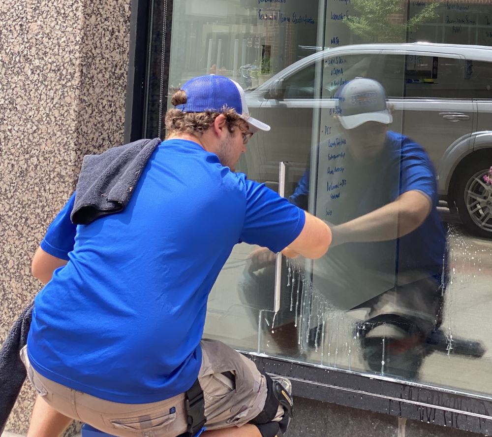 Can You Really Clean Windows In The Winter In Minneapolis? - Window Cleaning  & Pressure Washing - Squeegee Squad