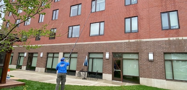 Naperville Commercial Window Cleaning