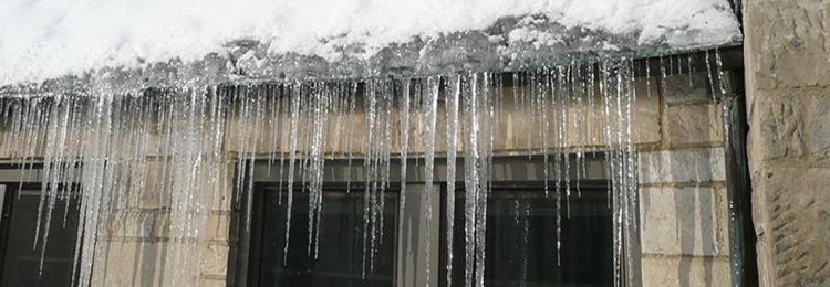 Ice Dam Removal Service Sioux City IA - Squeegee Squad