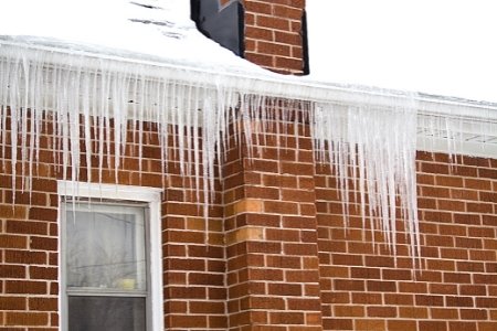 Ice Dam Removal Service Sioux Falls SD - Squeegee Squad